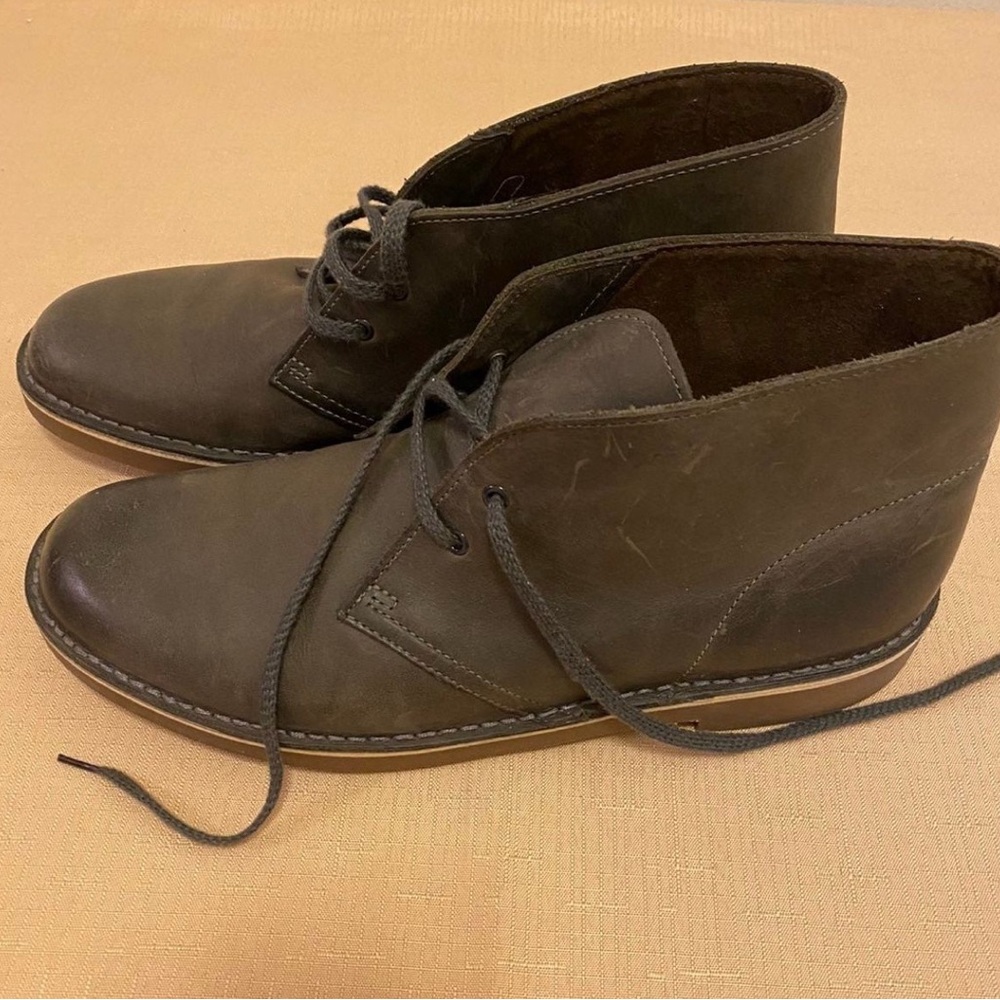 Men's Brown Leather Chukka Boots